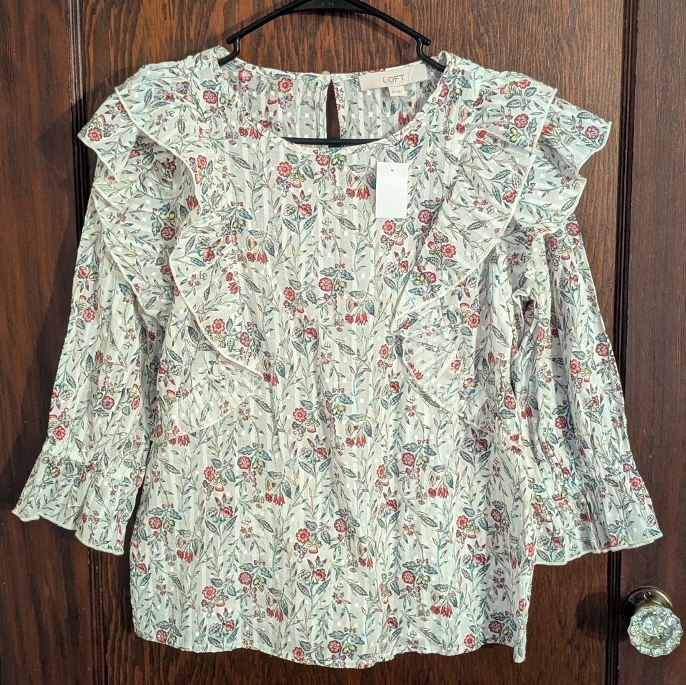 New With Tags Loft Floral Blouse Size XS